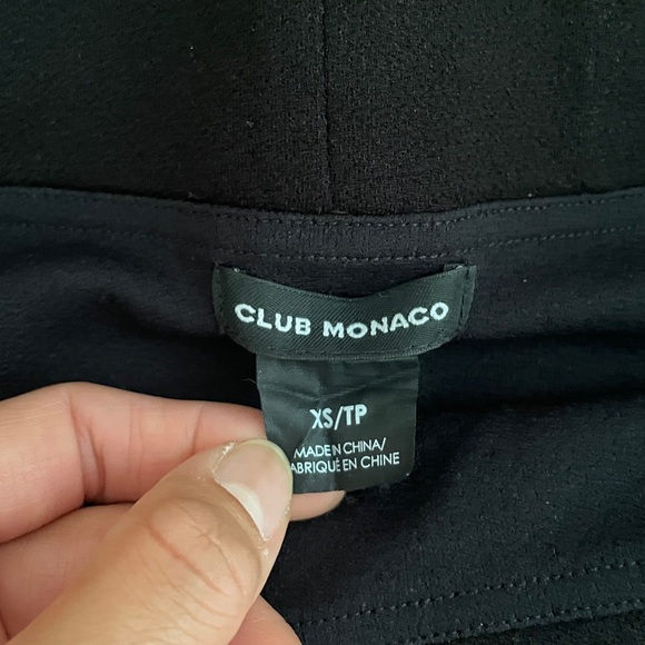 Club Monaco: Off-the-shoulder straight top - Picture 2 of 3